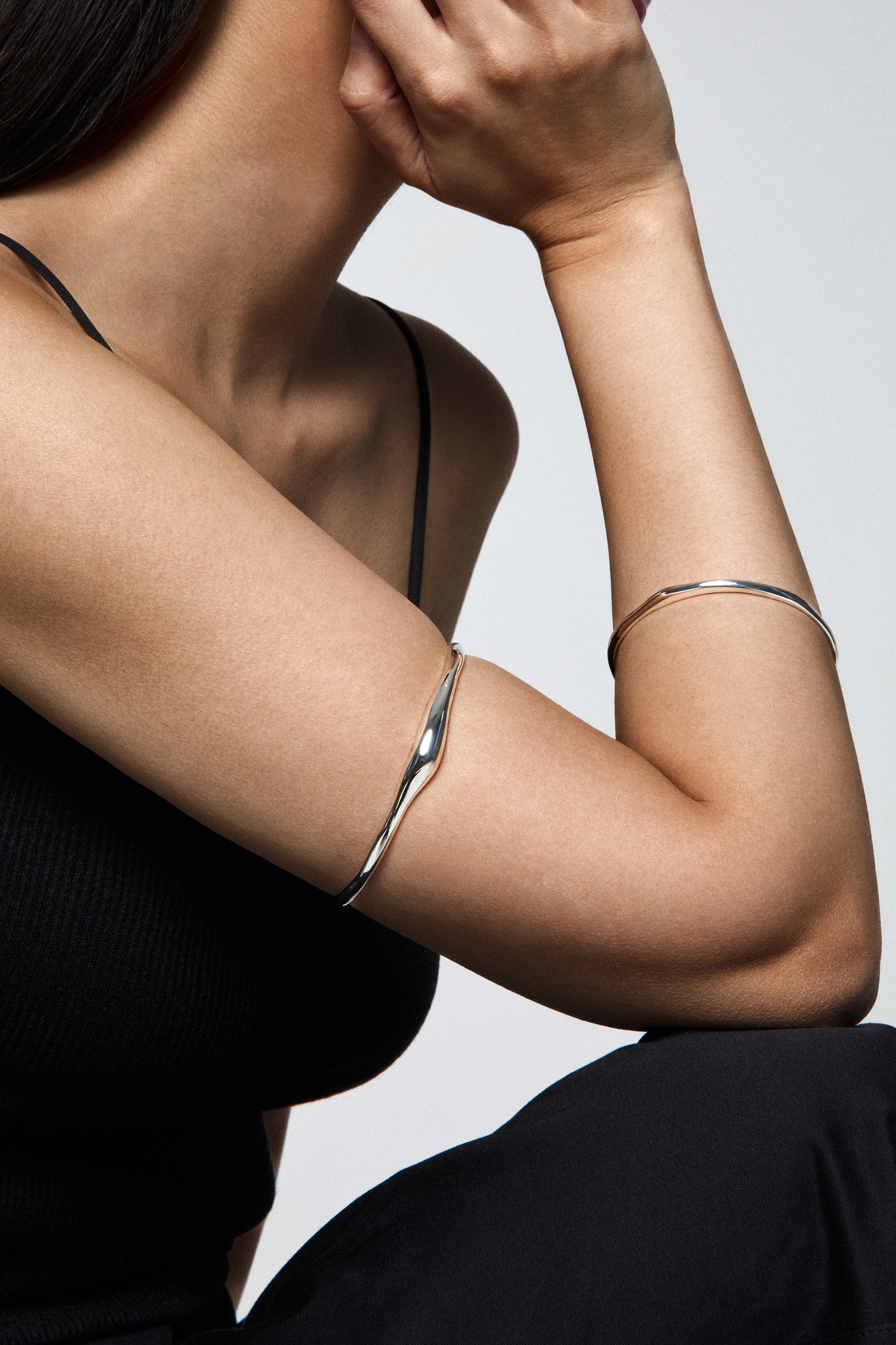 SLEEK ARM BANGLE SET