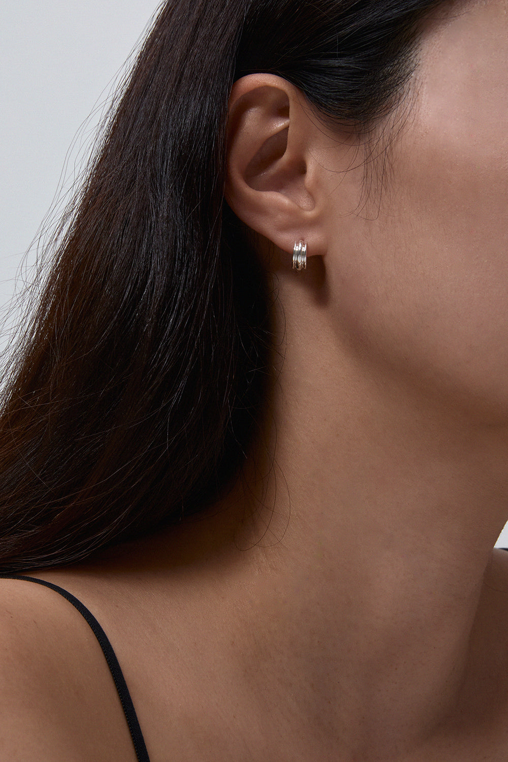 PETITE ROUNDED POTTERY VESSEL ONE-TOUCH EARRINGS