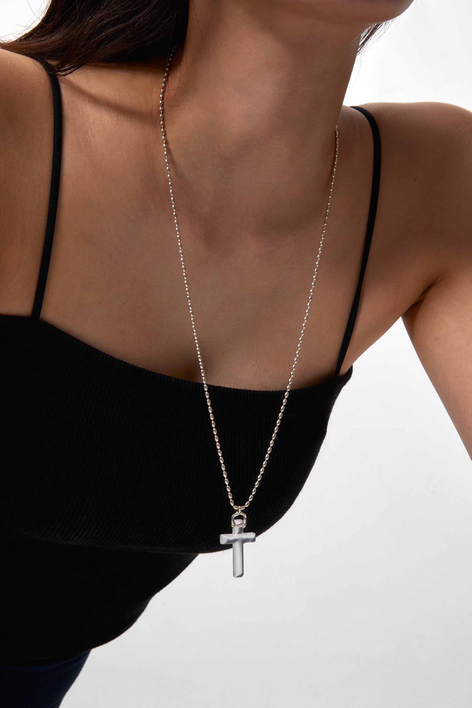 SILVER BLESSED OPAQUE QUARTZ PENDANT