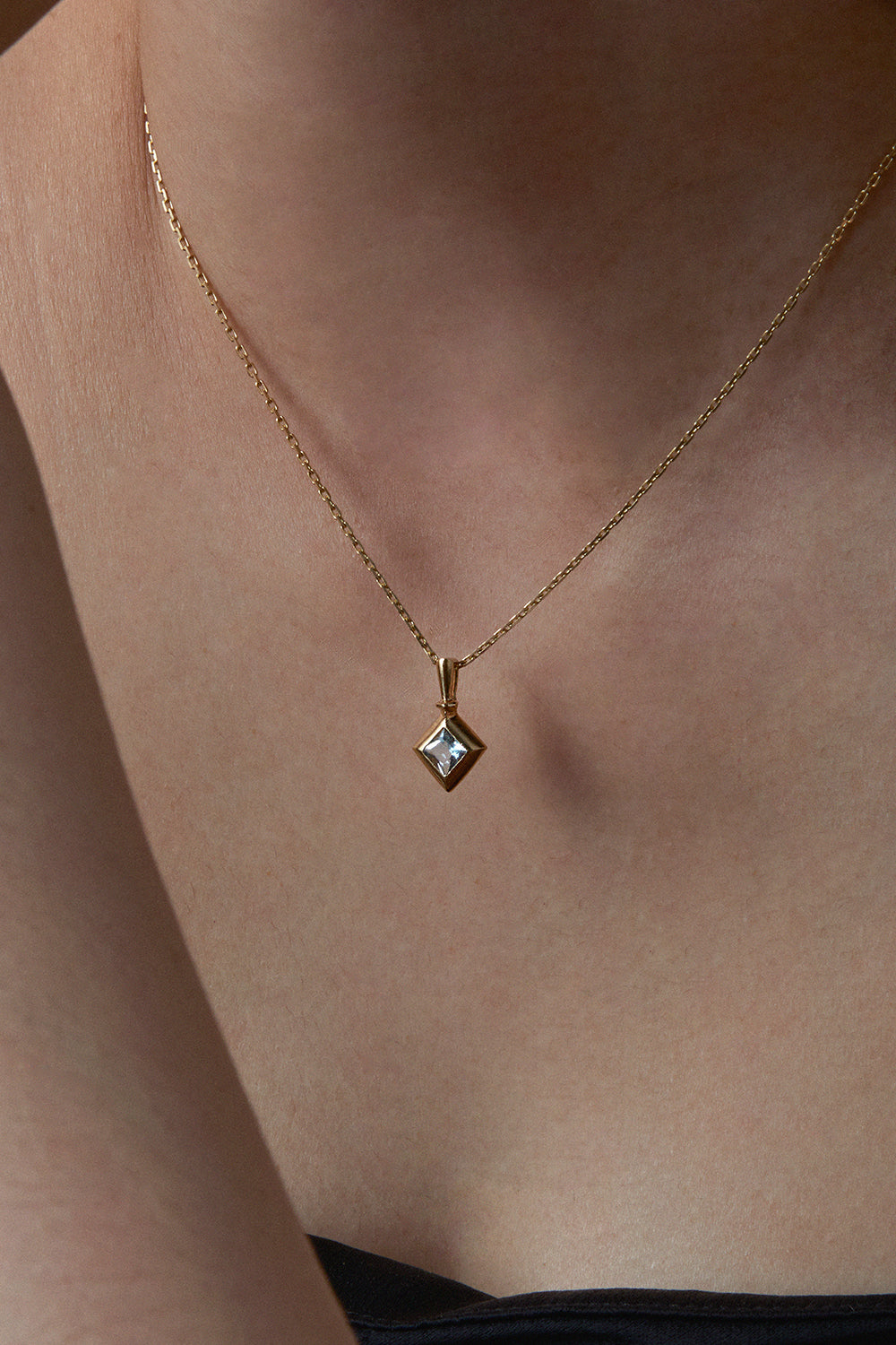 RENAISSANCE LOZENGE AQUAMARINE PENDANT