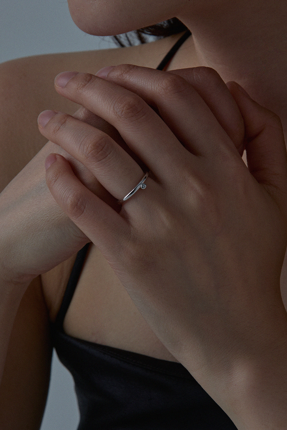 10K WHITE GOLD DIA HEMISPHERE RING