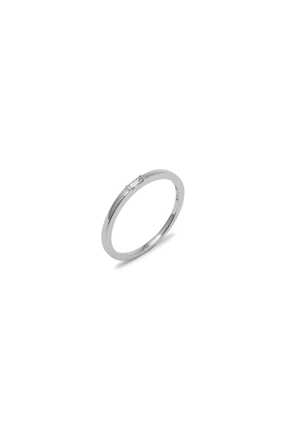 10K SLIM BODY BAGUETTE DIAMOND WHITE GOLD RING