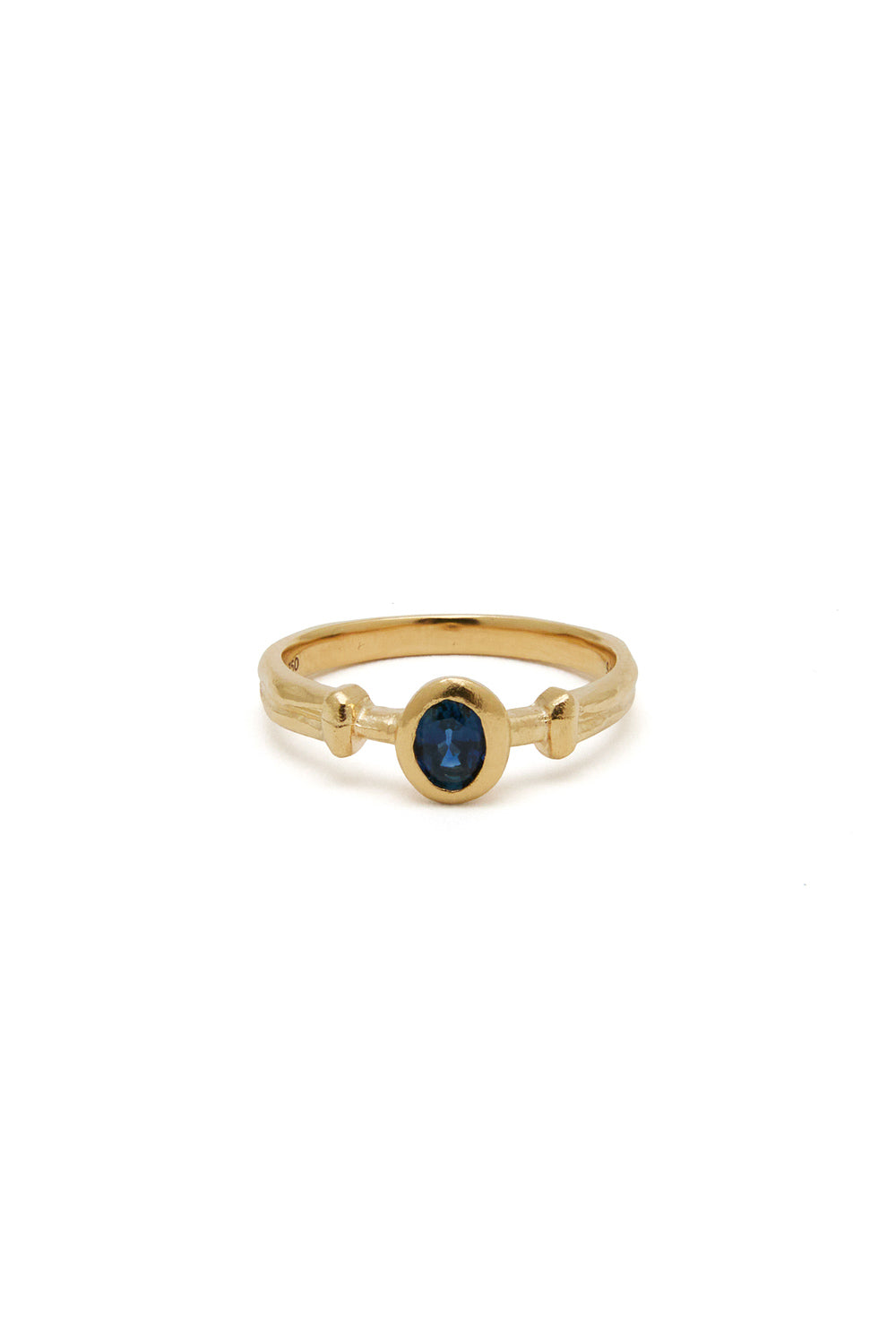 RENAISSANCE COLUMN SAPPHIRE RING