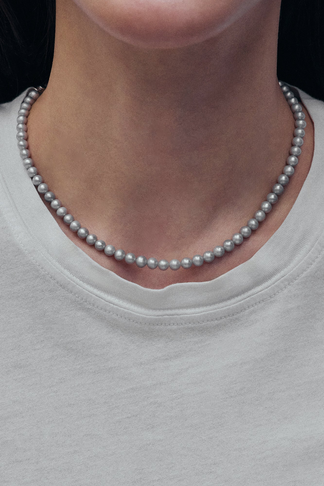 EVERYDAY GREY PEARLS