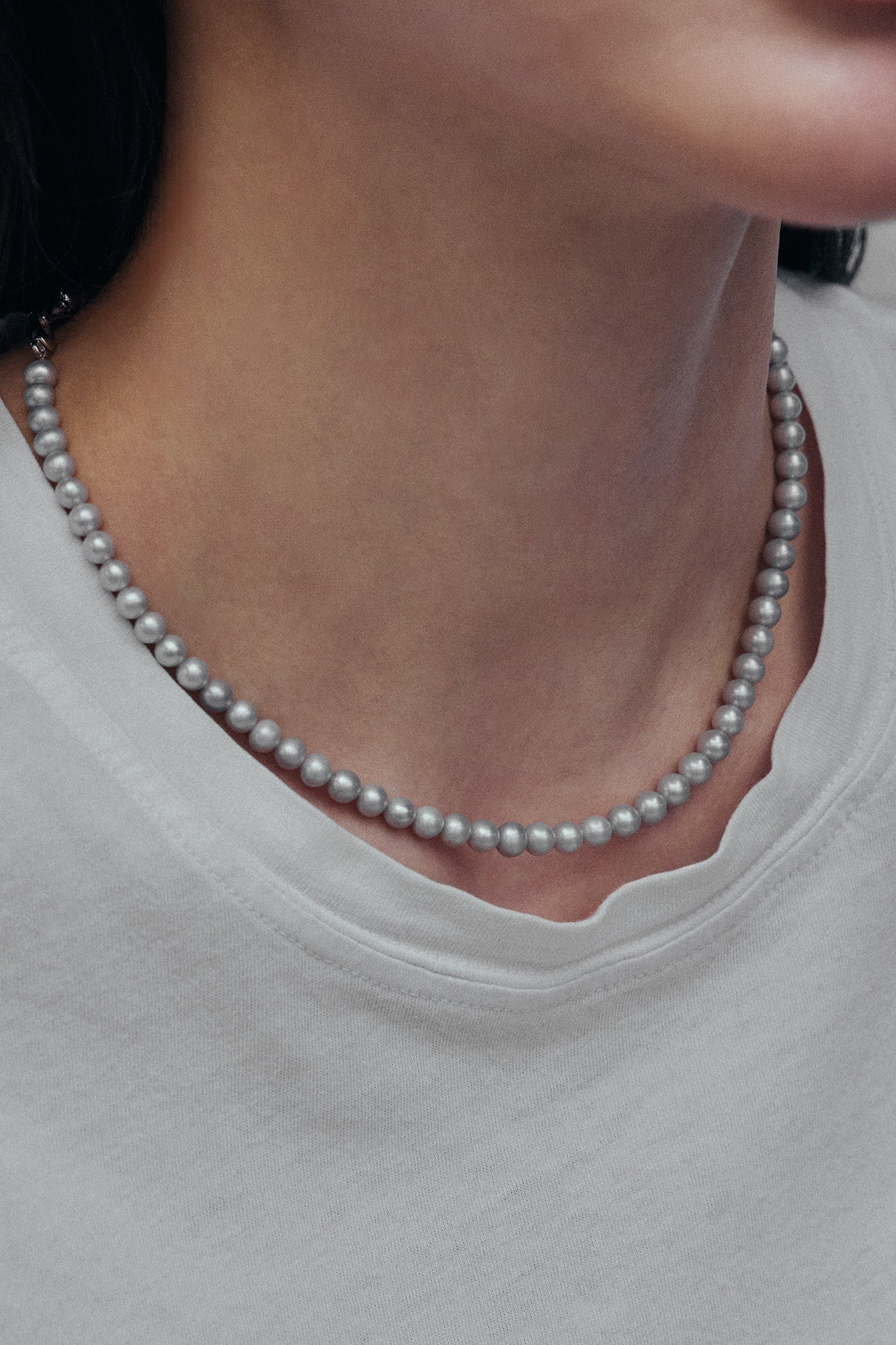 EVERYDAY GREY PEARLS