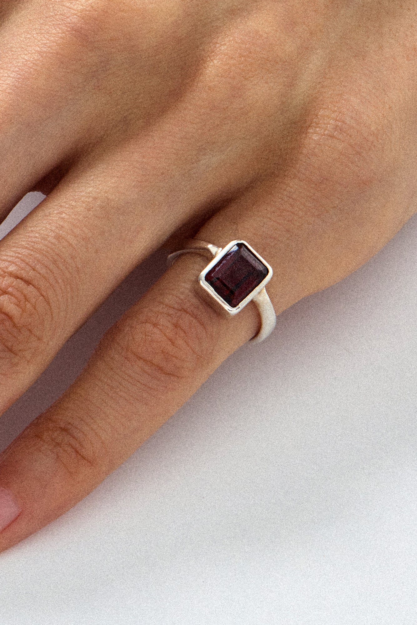 GARNET RING