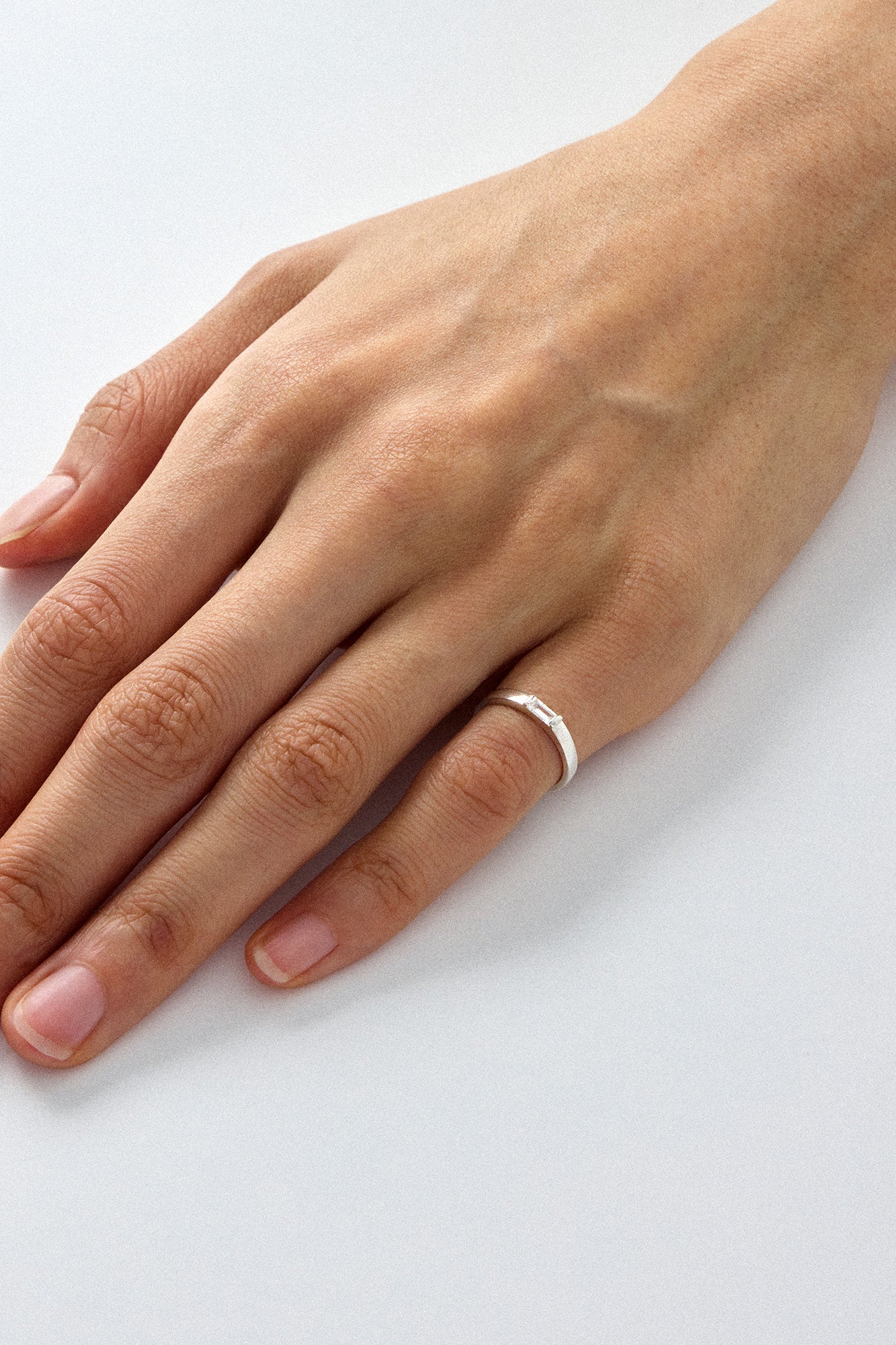 WHITE SAPPHIRE RING FOR LITTLE FINGER